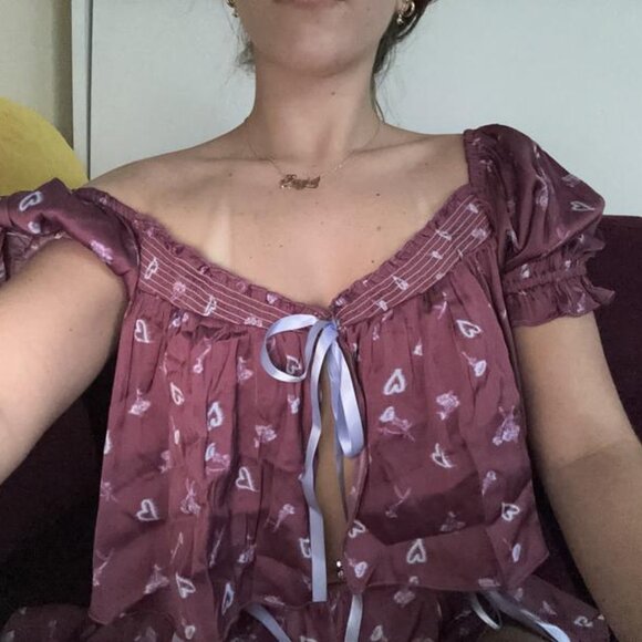 NWT Out From Under Grace Satin Flyaway Top XS - Picture 3 of 3